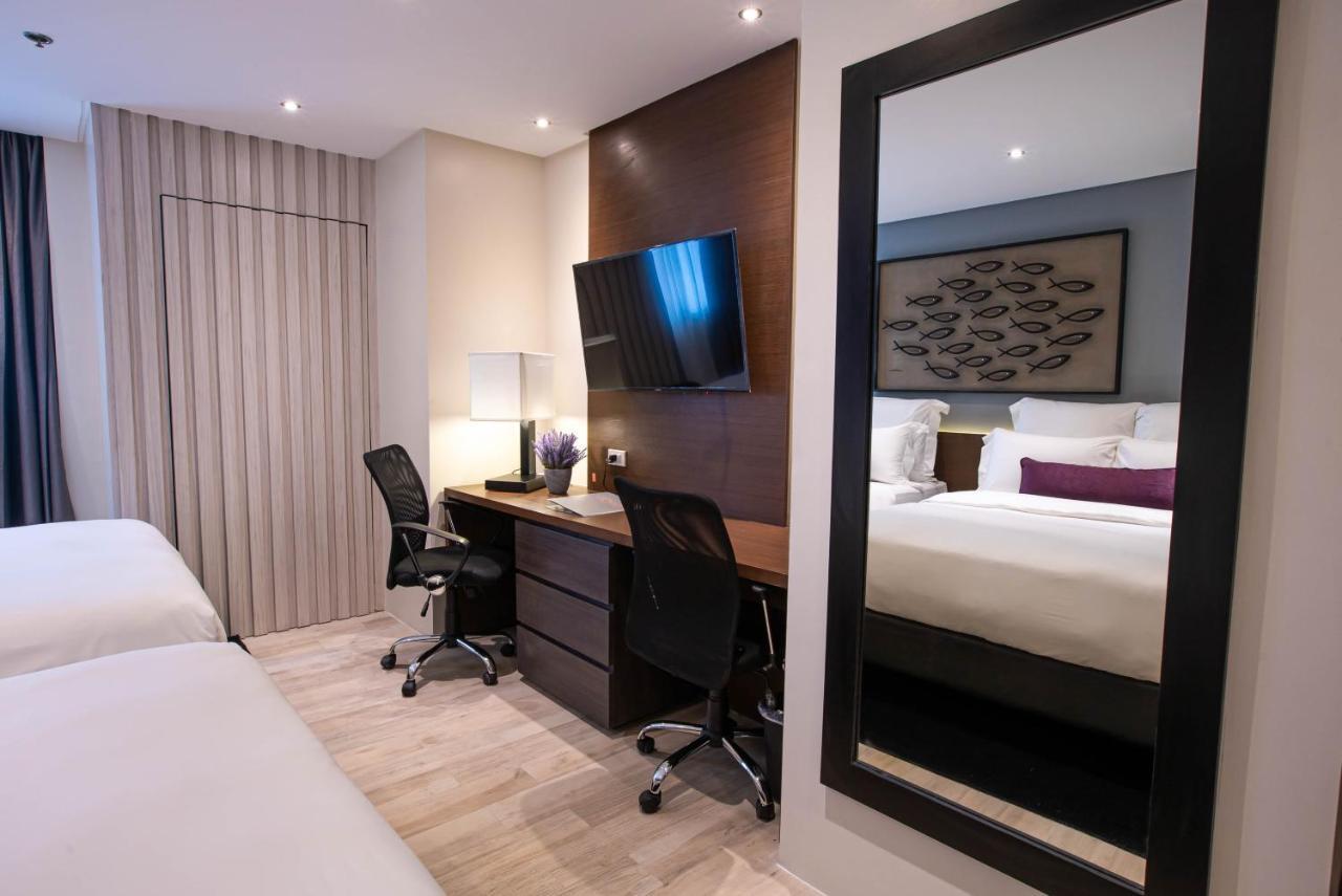 Coro Hotel Makati City Kültér fotó